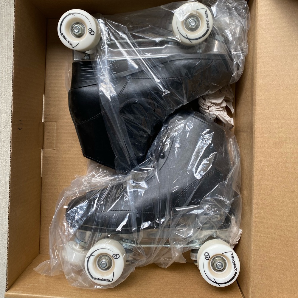 Roller Derby Cruze X size 9.5 women’s skates